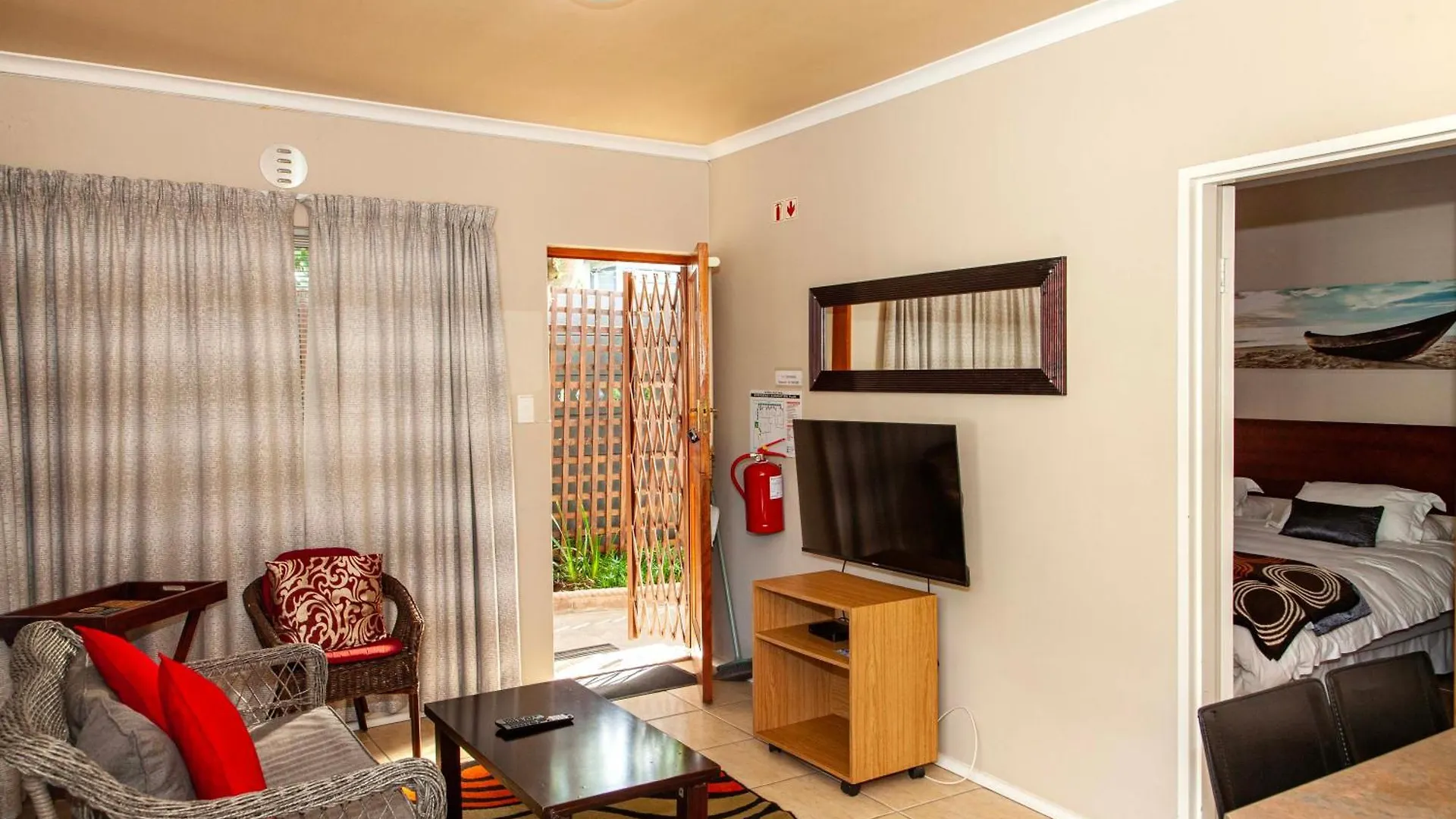 80 Kendal Guest House Bellville 3*,