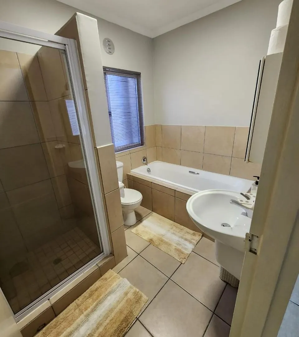 80 Kendal Guest House Bellville 3*,  Güney Afrika
