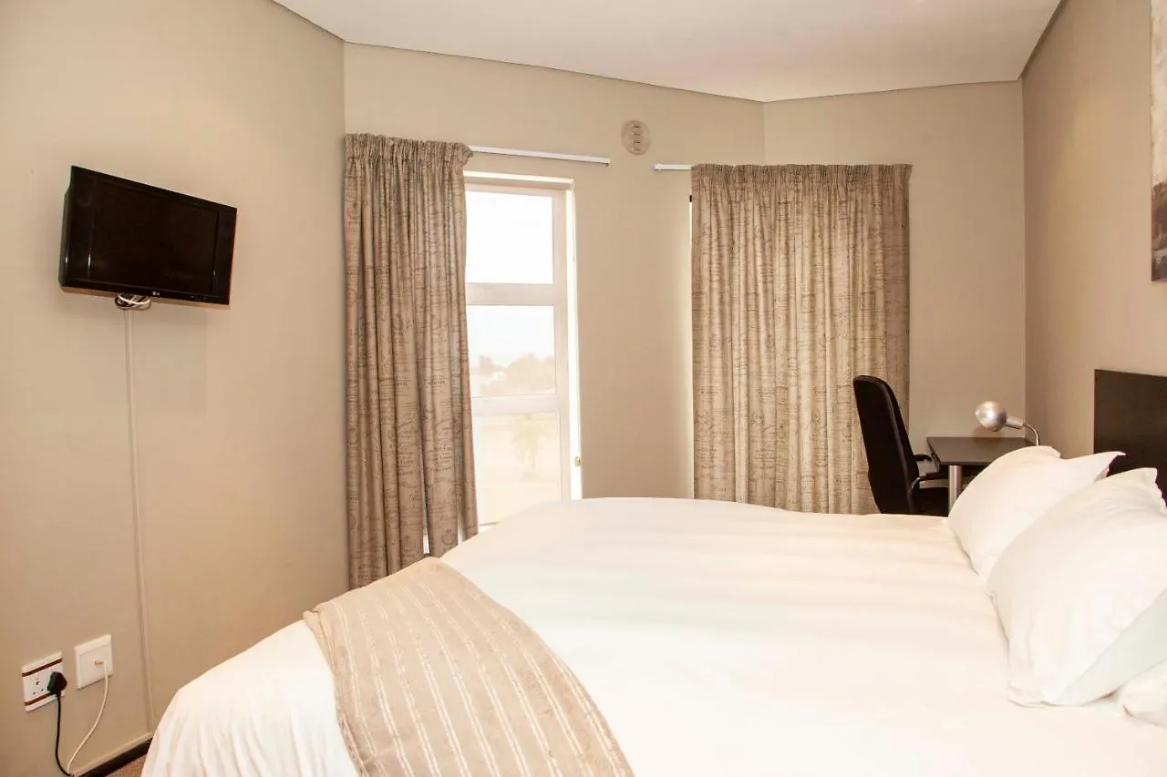80 Kendal Guest House Bellville 3*,