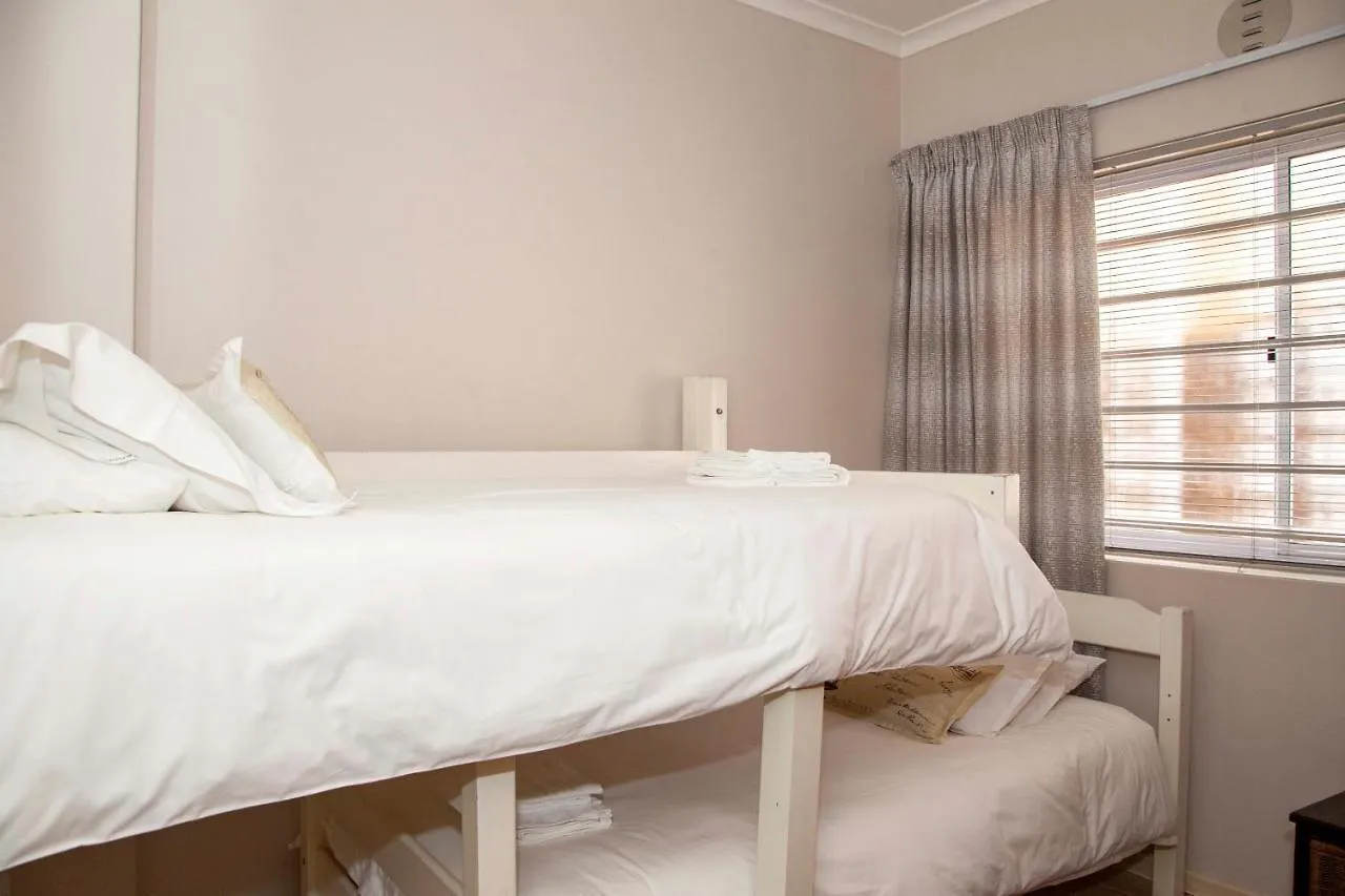 80 Kendal Guest House Bellville