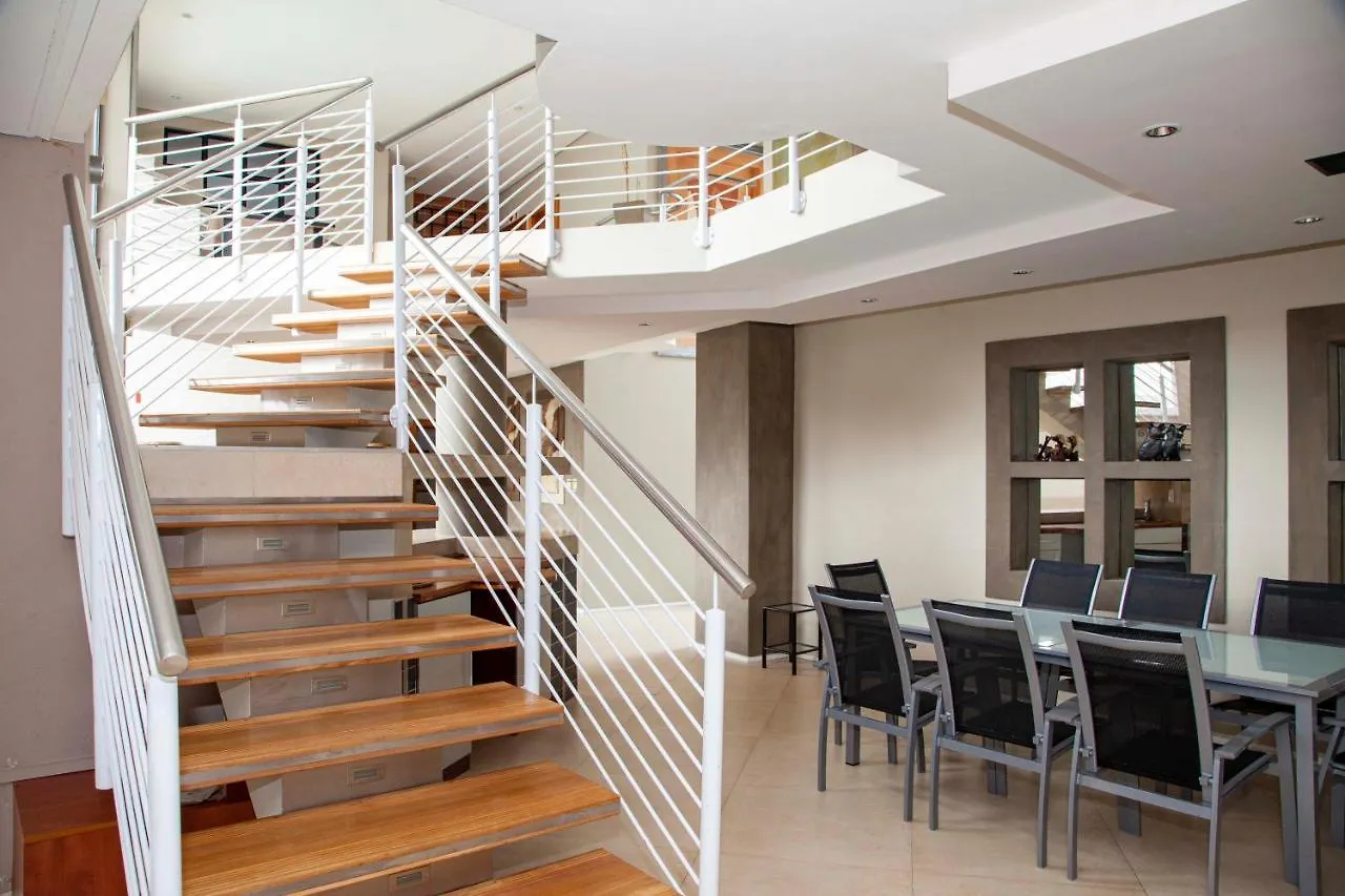 80 Kendal Guest House Bellville