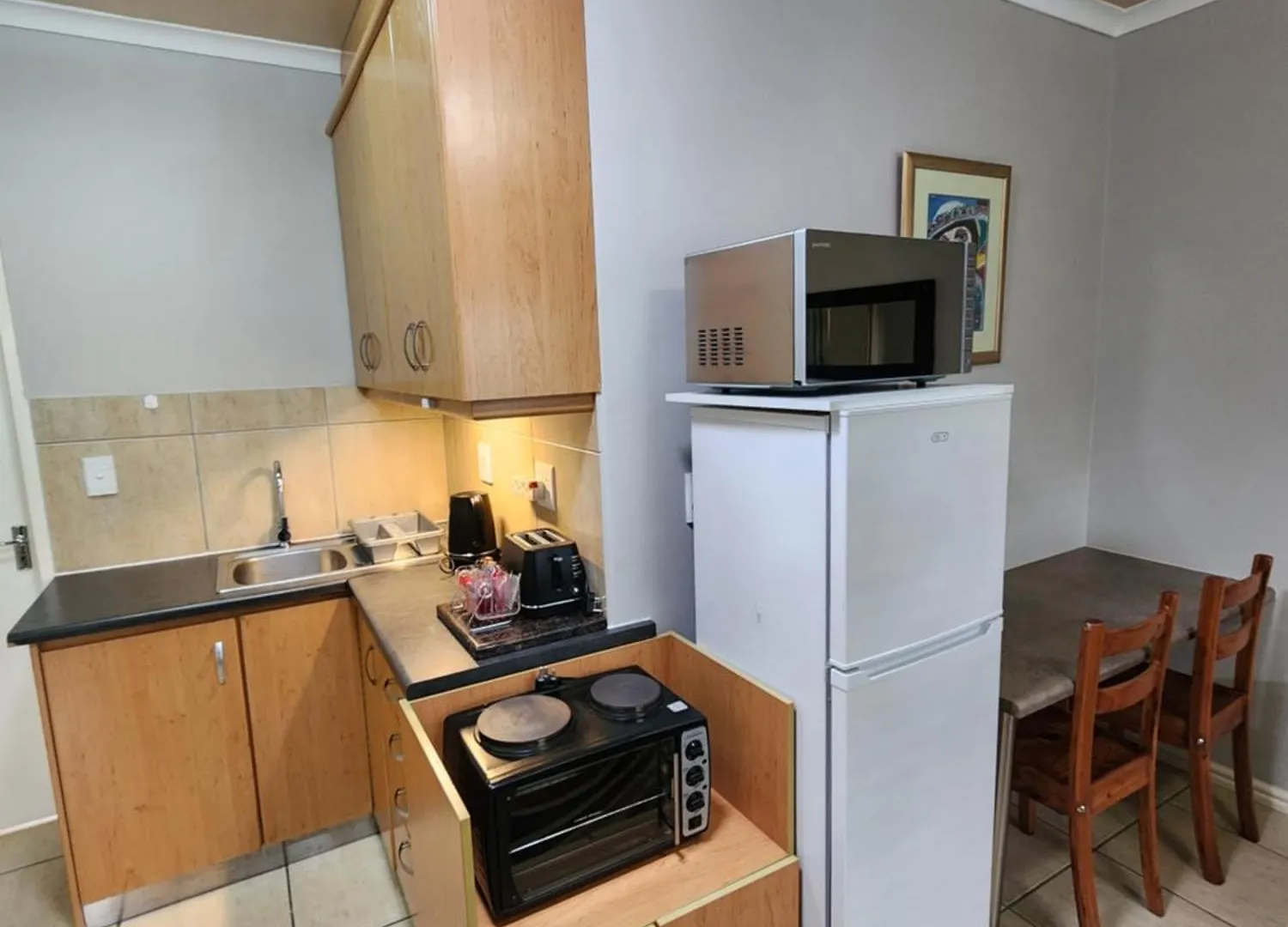 80 Kendal Guest House Bellville