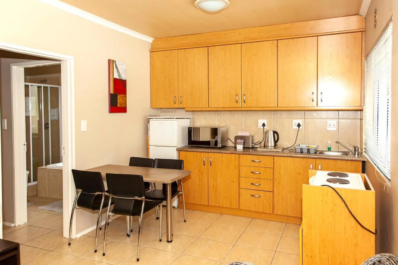 ***  80 Kendal Guest House Bellville Afrique du Sud
